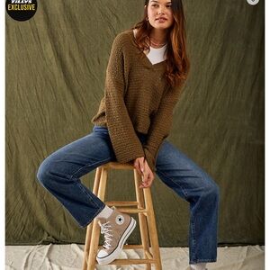 Tilly olive green sweater